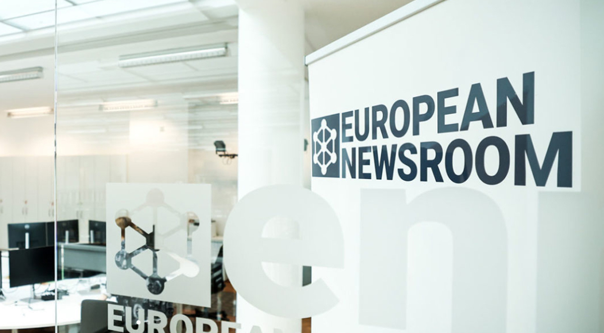 L’Unione Europea ha istituito una «Redazione giornalistica europea», a cui aderiscono le maggiori 18 agenzie di stampa degli Stati europei, per omologare le notizie che ci verranno diffuse e assicurare un pensiero unico sui temi cruciali quali la salute, la guerra e l’energia