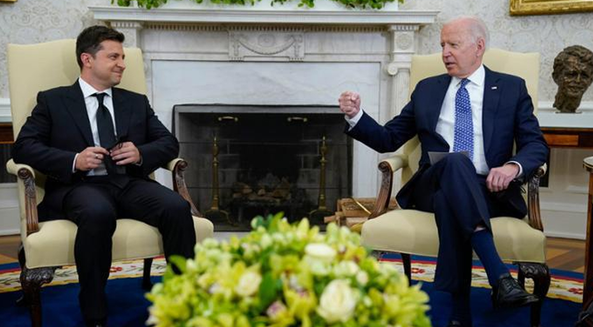 MARIO SECHI e RITA LOFANO: “Con la possibile vittoria dei Repubblicani al Congresso, Biden chiede a Zelensky di essere disponibile a trattare la pace con Putin”