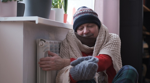 DRIEU GODEFRIDI: “L’ecologismo uccide. Quest’inverno moriranno 147 mila europei in più per essere stati costretti a vivere in case fredde, più dei morti in Ucraina in un anno di guerra”