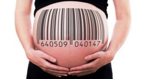 STEFANIA CELENZA: “L’utero in affitto a tutti i costi”