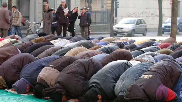 SILVANA DE MARI: “Dal 2011 a ora continua l’islamizzazione dell’Europa”