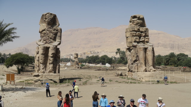 ISABELLA MECARELLI: “VIAGGIO IN EGITTO – I colossi di Memnone – (capitolo 7 – segue) – vedi galleria fotografica