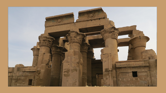 ISABELLA MECARELLI: “VIAGGIO IN EGITTO – Il tempio dei coccodrilli – (capitolo 31) – vedi galleria fotografica